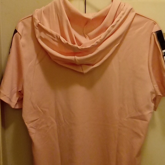 Woman's sweat suit - Picture 4 of 6